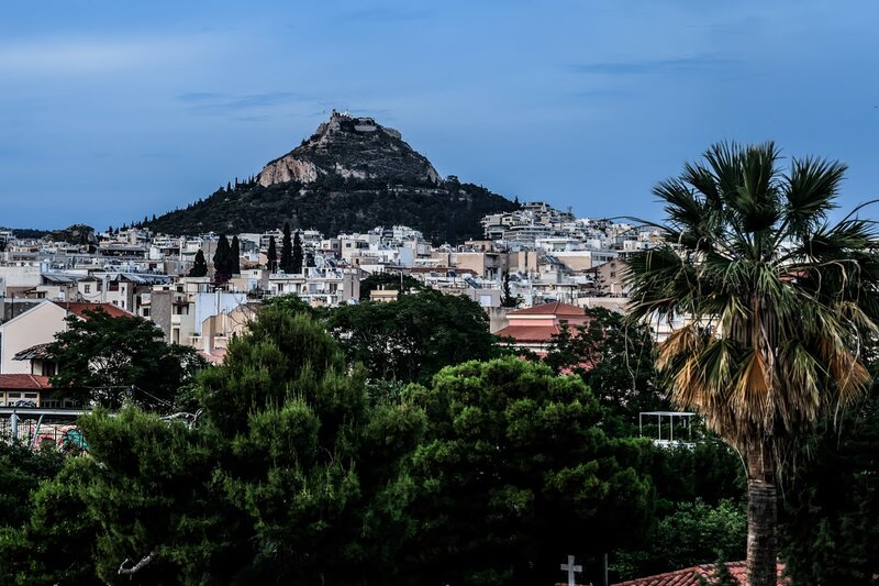 Ένα στα τρία σπίτια είναι άδειο - ο λόγος που τα ακίνητα είναι δυσεύρετα
