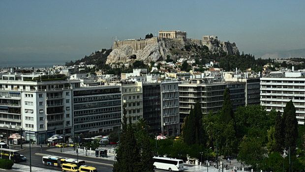 Ανάπτυξη για τους δείκτες της οικονομίας, στεγαστική κρίση για τα νοικοκυριά
