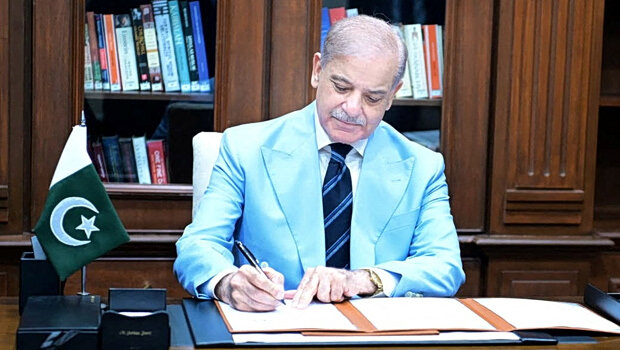 Ανέβαλε το ταξίδι του στην ελβετία ο πακιστανός πρωθυπουργός, δεν θα γίνει τελετή για τη συμφωνία ηπα - ιράν