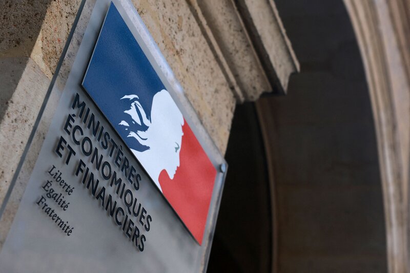 «non» στις οριζόντιες μειώσεις φόρων λέει η γαλλία