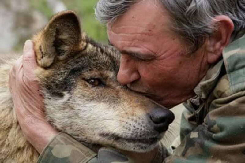 Το «αγόρι που μεγάλωσε με τους λύκους», μάρκος ροντρίγκεθ-παντόχα, πέθανε σε ηλικία 80 ετών