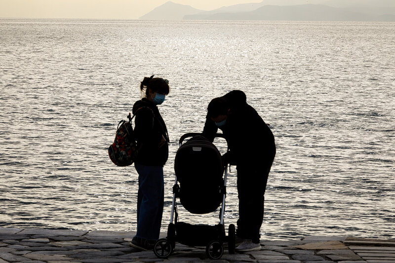Πώς η δημογραφική κατάρρευση της ευρώπης συμπαρασύρει το κράτος πρόνοιας