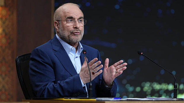 Το ιράν απειλεί να κλείσει ξανά τα στενά του ορμούζ