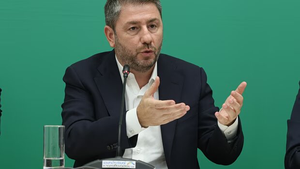 Το παέκπληξη παρουσιάζει προγραμματικό σχέδιο για την ενέργεια την τρίτη
