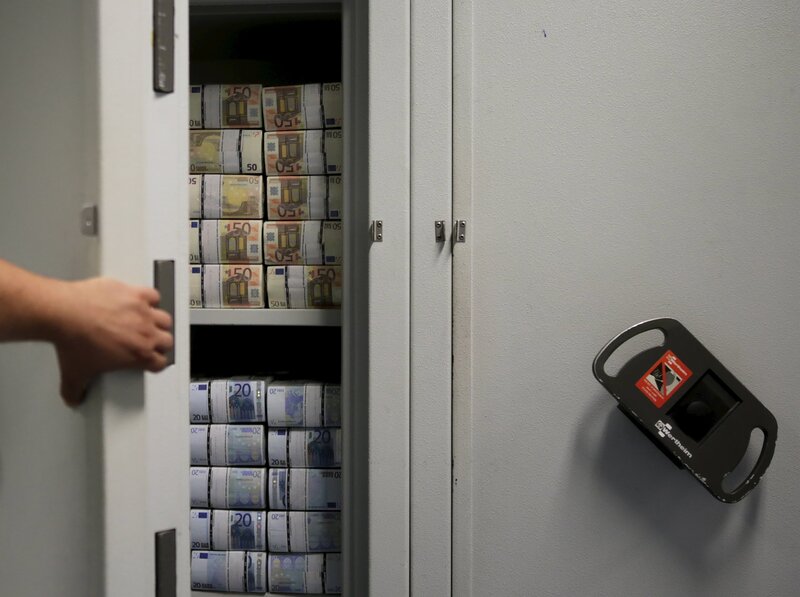 Πώς συγκρίνεται η ευρώπη με τις πλουσιότερες χώρες του κόσμου στον ατομικό πλούτο; - πού βρίσκεται η ελλάδα;