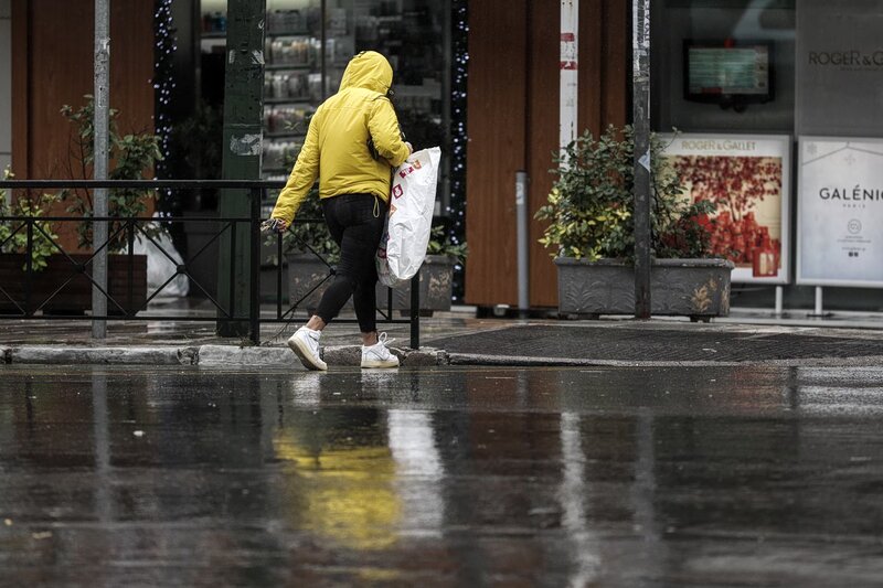 Πώς θα εξελιχθεί η κακοκαιρία τα επόμενα 24ωρα - οι περιοχές που αναμένουν ισχυρές καταιγίδες (live χάρτες)