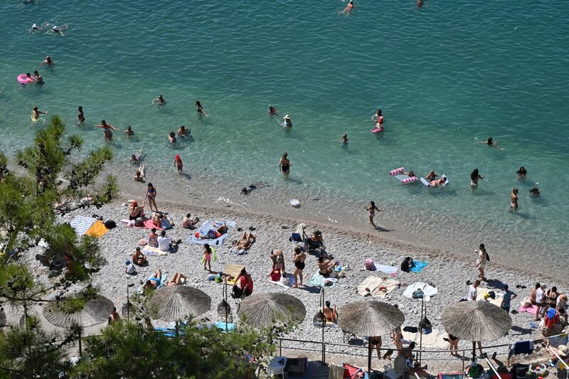 Πώς θα κάνετε καταγγελία για τις παραλίες με την εφαρμογή mycoast