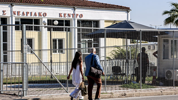 «όχι» της εισαγγελέως σε διακοπή ή αναβολή της δίκης για τα τέμπη