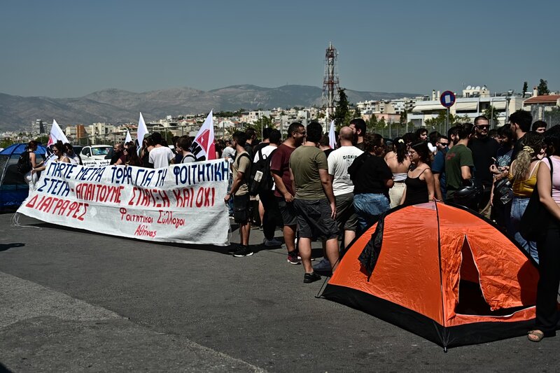 Φοιτητική στέγη: ενοίκια στα ύψη, οικογένειες σε απόγνωση - έως 550 ευρώ για λίγα τετραγωνικά στην αθήνα