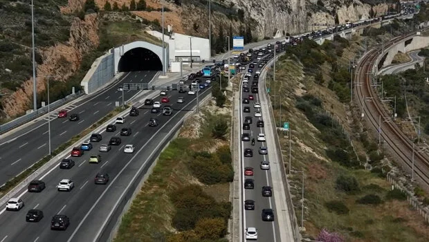 «Γολγοθάς» η επιστροφή των εκδρομέων του Πάσχα - Πού υπάρχουν καθυστερήσεις