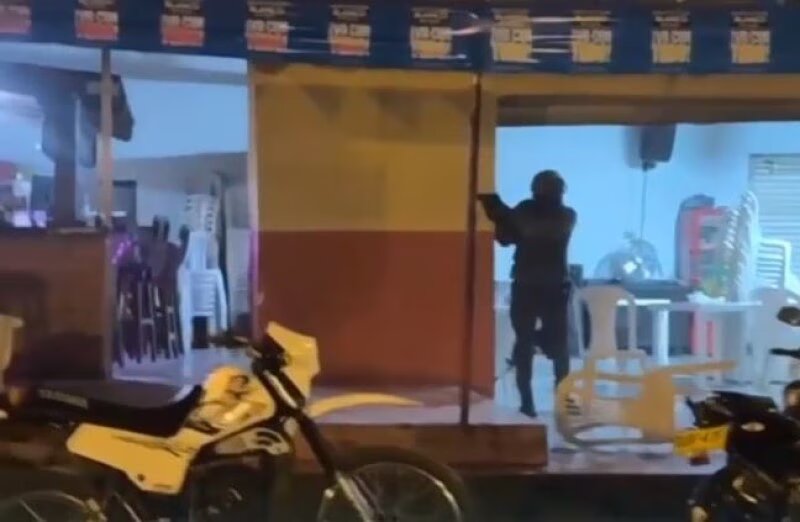 Κολομβία: ένας αστυνομικός και ένας αντάρτης του farc απώλειες κατά τη διάρκεια ανταλλαγής πυροβολισμών