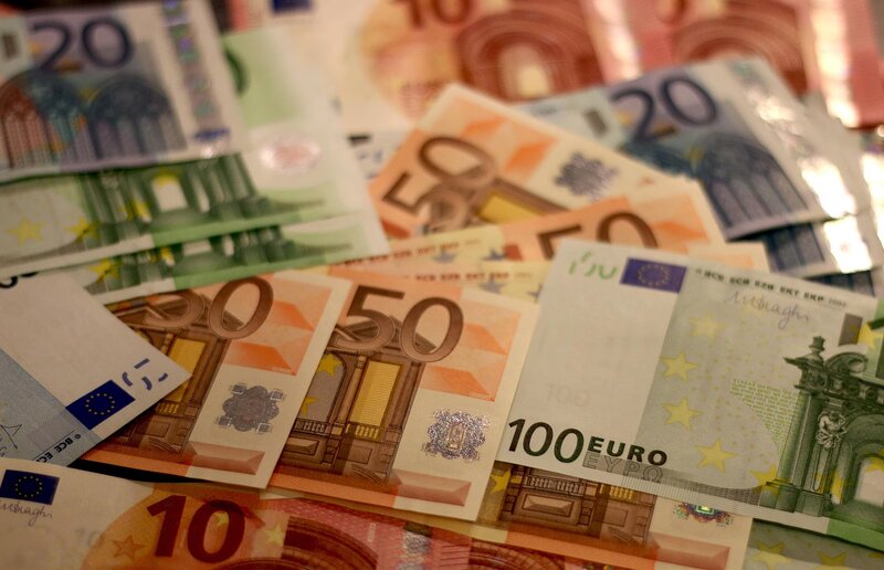 Πόσα δάνεια πήραν επιχειρήσεις και νοικοκυριά το β' τρίμηνο 2026