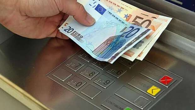 Πότε θα καταβληθούν οι συντάξεις Μαΐου
