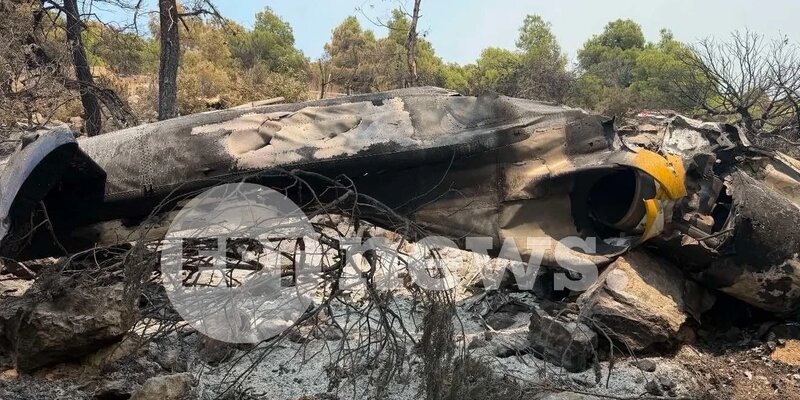Φωτογραφικό ντοκουμέντο από το δεύτερο ελικόπτερο που συνετρίβη στην ψάθα - το σημείο της πτώσης