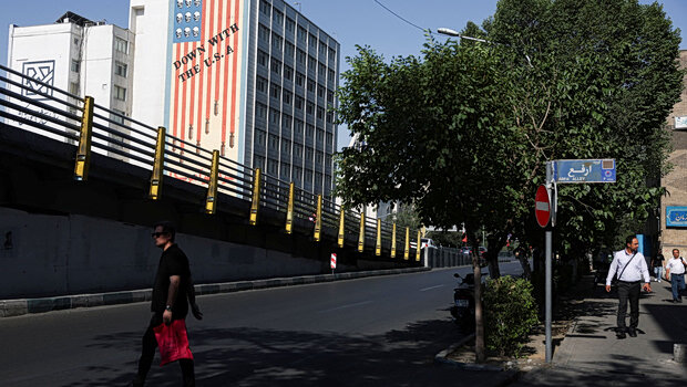 Ηπα - ιράν διαφωνούν για το χρονοδιάγραμμα της συμφωνίας - το ισραήλ συνεχίζει τις φονικές επιδρομές στον λίβα