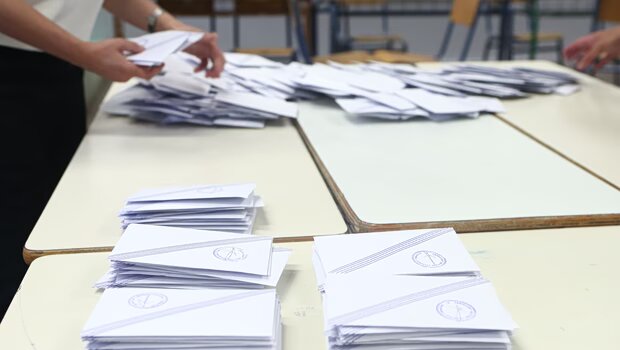 «πατάει γκάζι» η ελας και μειώνει την απόσταση από τη νδ - οι πρόωρες εκλογές «κερδίζουν»