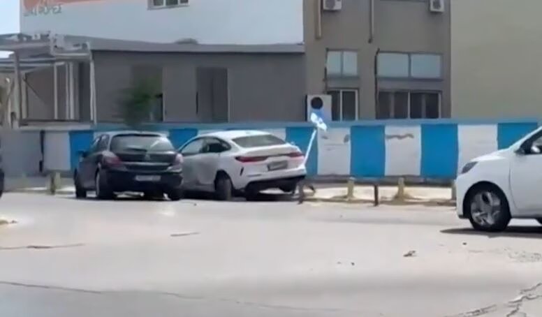 Επεισοδιακή καταδίωξη και εμβολισμός αυτοκινήτου - ο οδηγός είχε κλέψει το ιχ