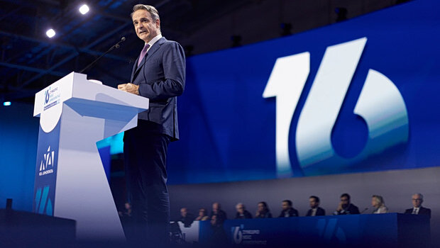 Επιμένουν οι εισηγήσεις για εκλογές το φθινόπωρο - τι ζυγίζει ο κυρ. μητσοτάκης
