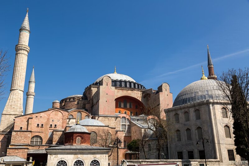 Υπόγειο δίκτυο με σήραγγες μήκους 9 χιλιομέτρων εντοπίστηκε στην αγία σοφία
