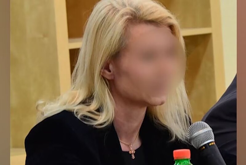 Υπόθεση μαζωνάκη: έκανε πλασμαφαίρεση και στην κόρη της - τι υποστήριξε στην απολογία της η 56χρονη γιατρός