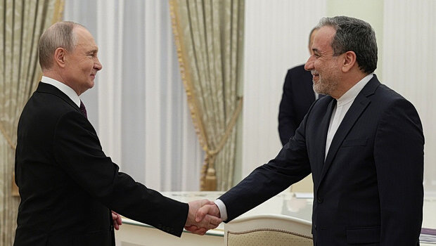 Ιράν: ο υπεξ αραγκτσί θα συναντήσει τον πούτιν στη μόσχα τη δευτέρα - η ρωσία επιβεβαιώνει την επίσκεψη