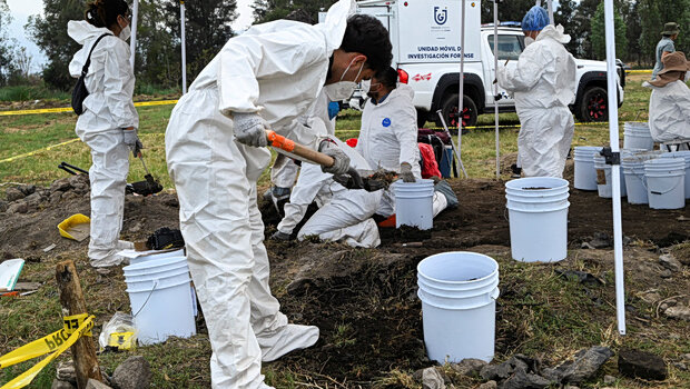 Φρίκη στο μεξικό: βρήκαν πάνω από 1.000 θραύσματα οστών σε λίμνη