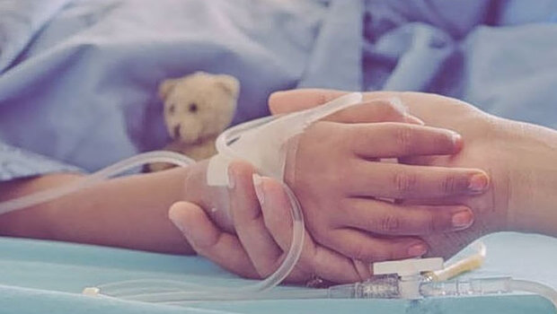 Κρίσιμες ώρες για το 3χρονο κοριτσάκι  στα χανιά - στο «μικροσκόπιο» οι θάνατοι δύο παιδιών της οικογένειας