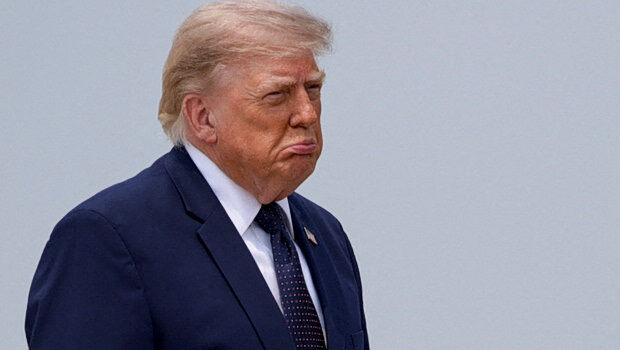 Τrump media: χρέωση $100.000 τον μήνα για ταχεία πρόσβαση στις αναρτήσεις τραμπ