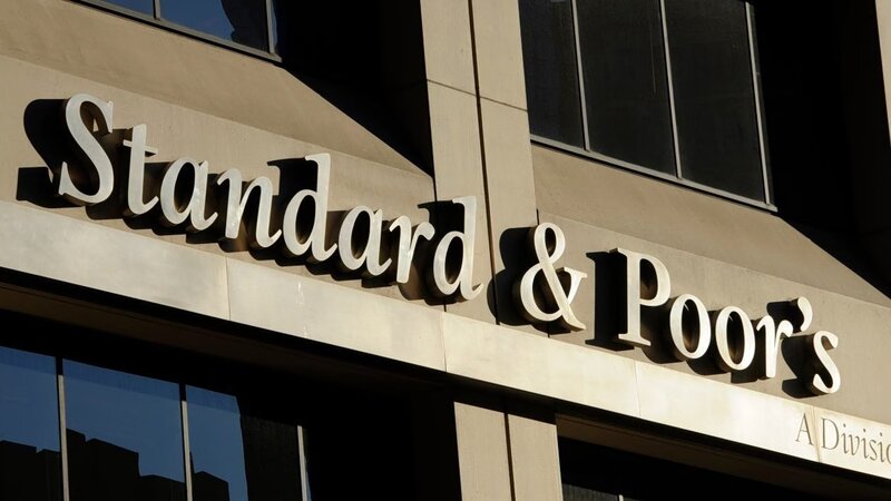 S&p: αμετάβλητη στο bbb η αξιολόγηση της ελλάδας, με σταθερές προοπτικές