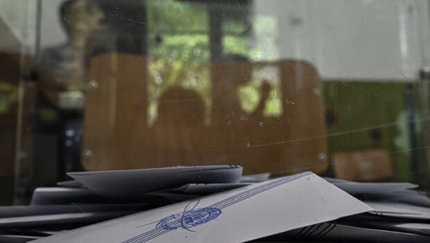 «σφήνα» στην κυριαρχία της νέας δημοκρατίας μπαίνει σε δύο κρίσιμους τομείς η ελας