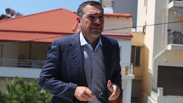 Τσίπρας: γίναμε αξιωματική αντιπολίτευση μέσα σε 24 ώρες στη συνείδηση του λαού, μπορούμε να γίνουμε και κυβέρ