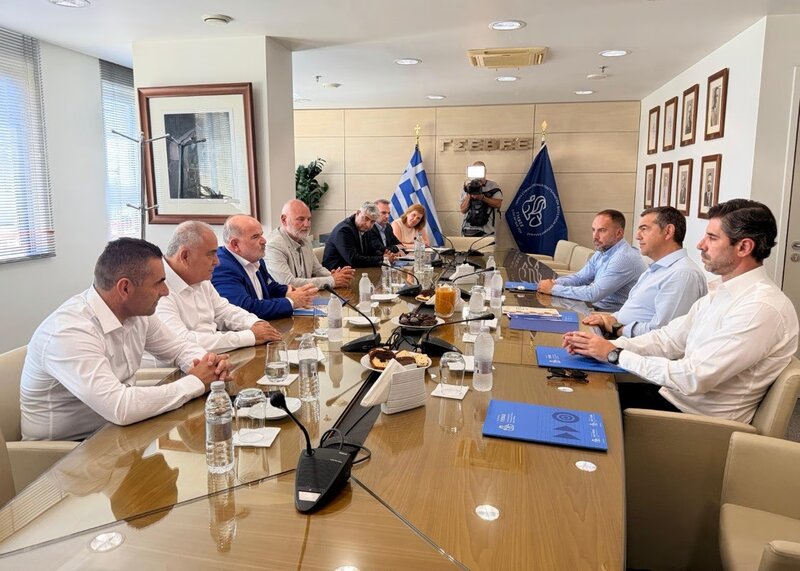 Τσίπρας σε γσεβεε και εεα: κοινό μέτωπο για την κατάργηση του τέλους επιτηδεύματος και τη διαχείριση του ιδιωτ