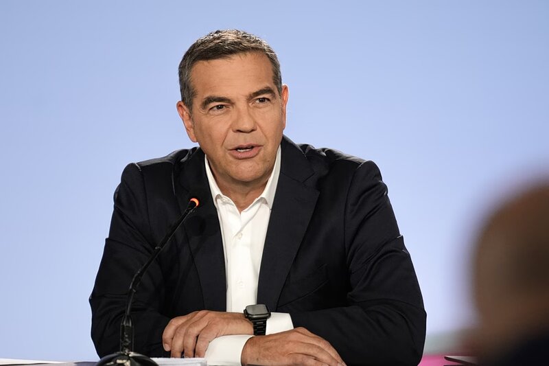 Τσίπρας στη le soir:  με μητσοτάκη έχουμε μισθούς βουλγαρίας, τιμές γαλλίας και συνθήκες εργασίας κίνας