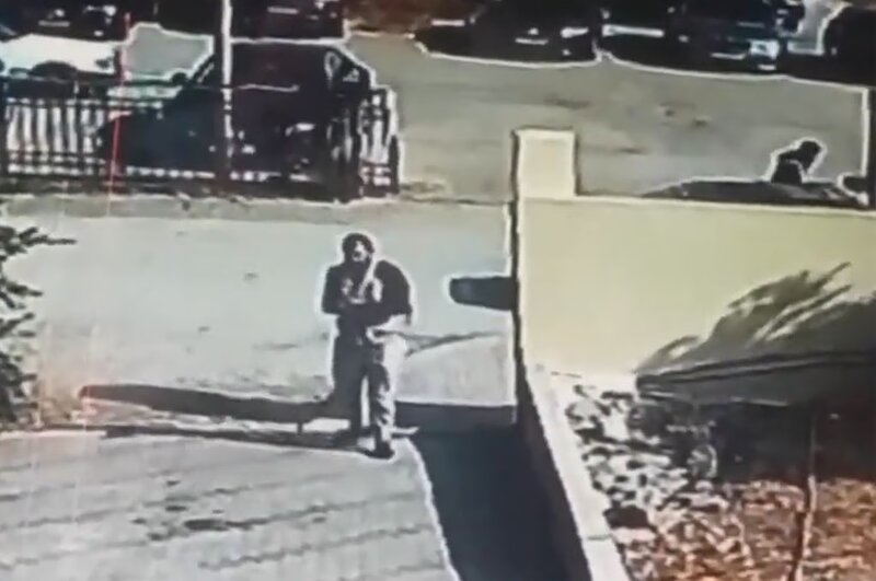 Η στιγμή της επίθεσης σε ελληνορθόδοξη εκκλησία στην ιορδανία - βίντεο από κάμερες ασφαλείας