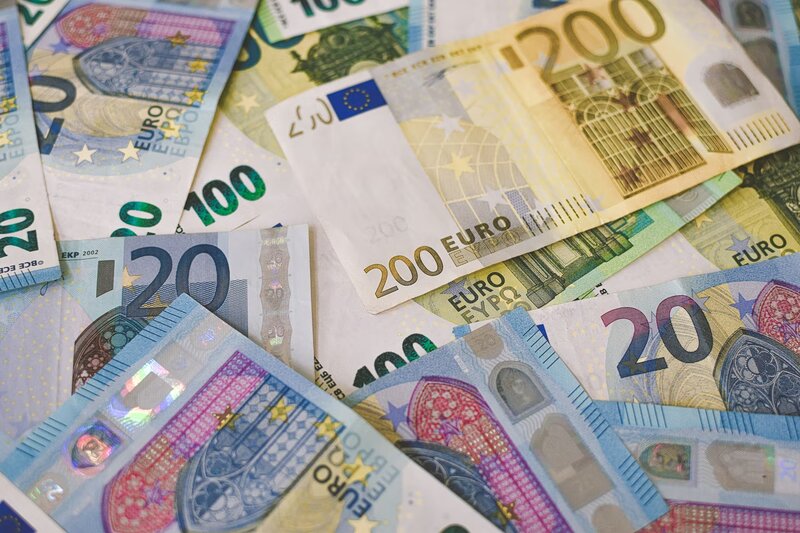 Ττε: αυξημένες κατά 3,14 δισ. οι καταθέσεις ιδιωτών τον σεπτέμβριο