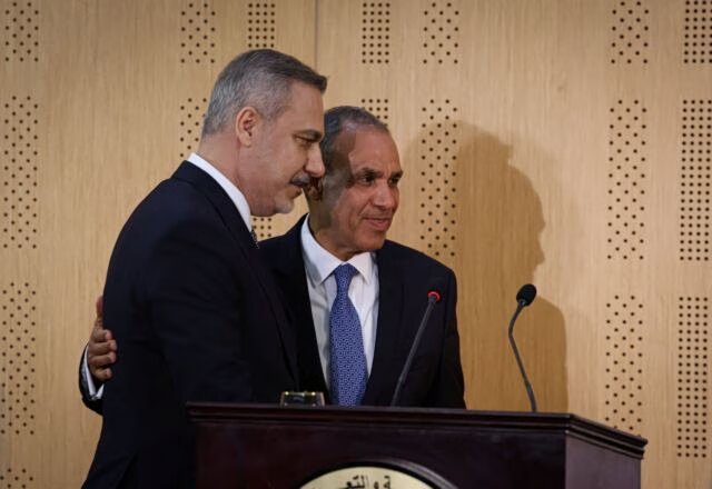 Στενότερη συνεργασία τουρκίας - αιγύπτου προαναγγέλλει ο φιντάν