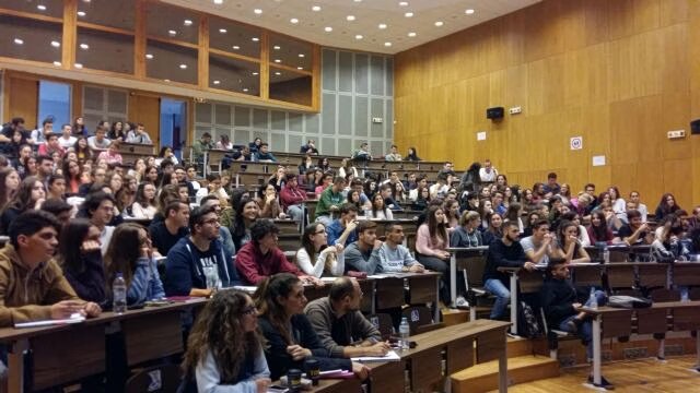 Στη δικαιοσύνη προσφεύγει ο δικηγορικός σύλλογος αθηνών για τις μη κρατικές νομικές σχολές