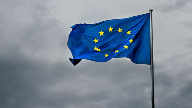 Εξετάζεται πάγωμα του ανώτατου ορίου τιμών στο ρωσικό πετρέλαιο