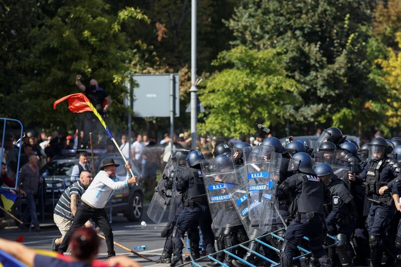 Συγκρούσεις αγροτών - αστυνομίας στο βουκουρέστι