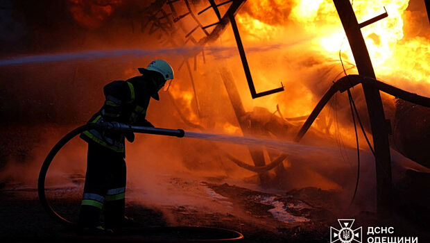 Ουκρανία: Δύο νεκροί από ρωσικό πλήγμα στην Οδησσό λίγες ώρες πριν από την κατάπαυση πυρός του Πάσχα