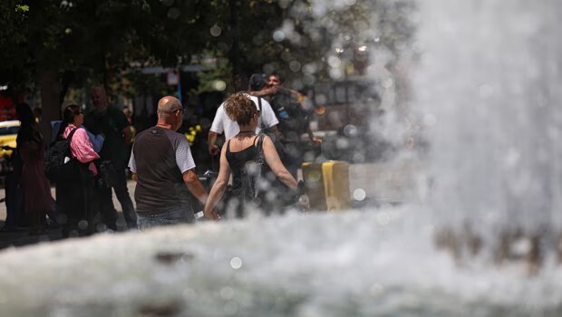 Συνεχίζεται η επέλαση του καύσωνα την τρίτη - έως τους 41 βαθμούς η θερμοκρασία