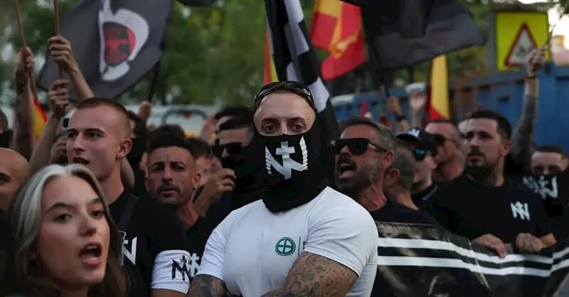 Δύο άρθρα προοικονόμησαν όλα όσα συνέβησαν στη θέουτα της ισπανίας - το σκοτεινό think tank και οι κερδισμένοι