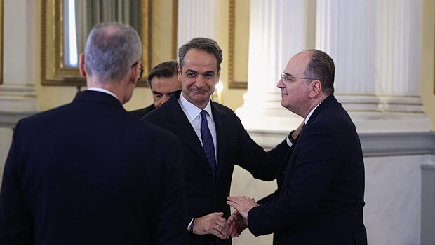 Δύο οι διορισμοί του Μακάριου Λαζαρίδη στο Δημόσιο ως απόφοιτος Πανεπιστημίου, με πτυχίο από κολλέγιο «μαϊμού»