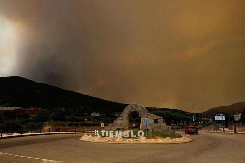 Πύρινη κόλαση στην ισπανία: εκτός ελέγχου πυρκαγιές γύρω από την μαδρίτη