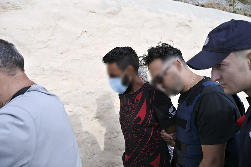 Σύρος: ιατροδικαστική εξέταση, τηλεφωνικές επικοινωνίες και κάμερες ασφαλείας θα ρίξουν «φως» στην υπόθεση