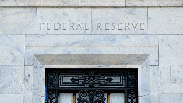 Αυξάνονται οι φωνές στη fed για αύξηση επιτοκίων